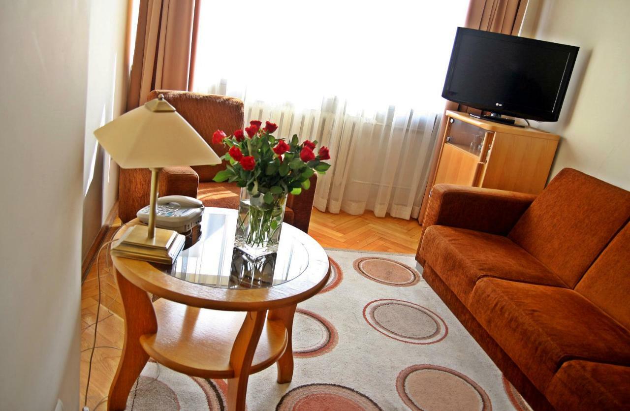 Hotel Ratuszowy Wloclawek Bagian luar foto