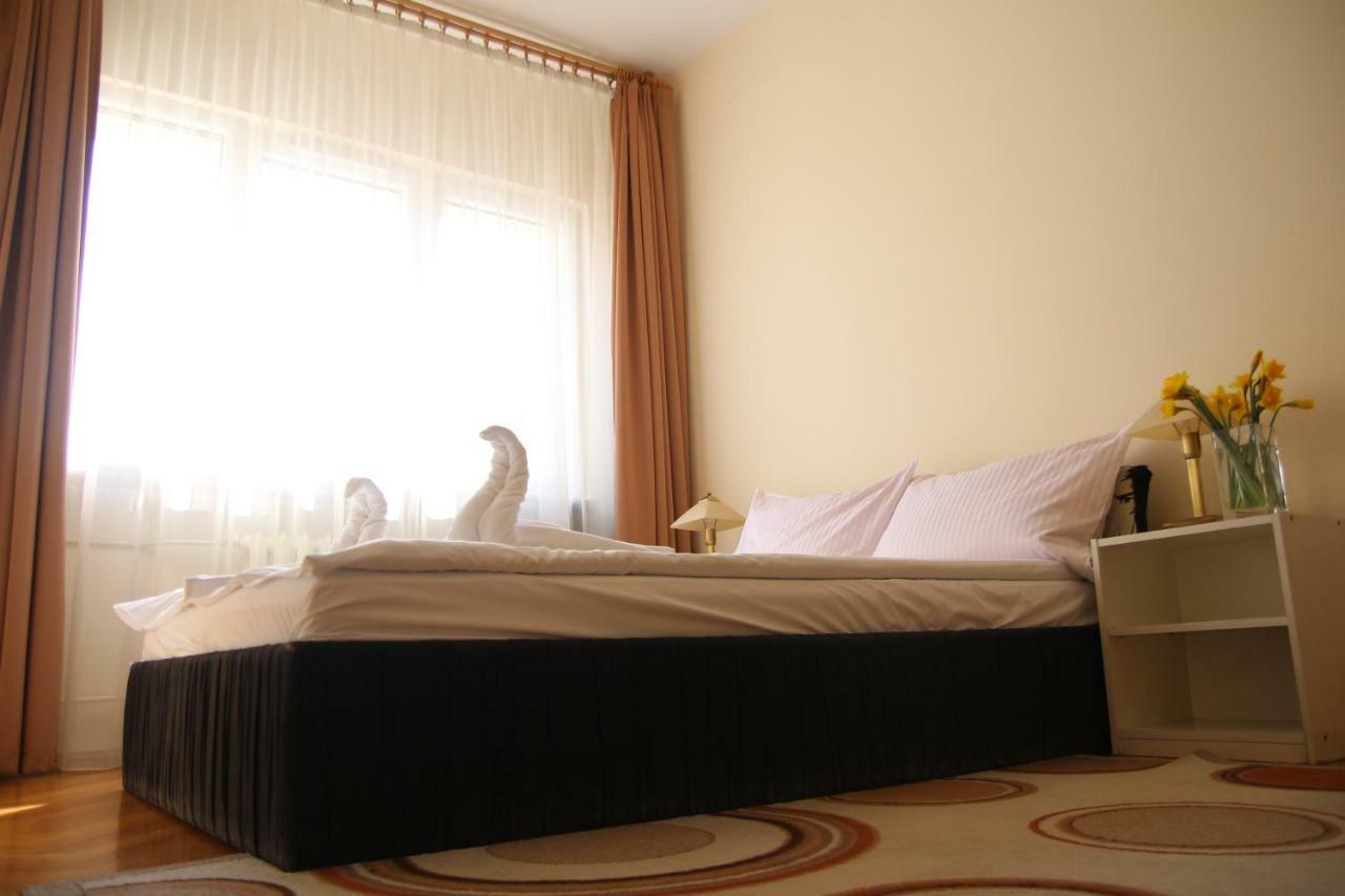 Hotel Ratuszowy Wloclawek Bagian luar foto