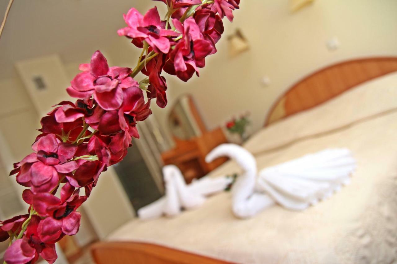 Hotel Ratuszowy Wloclawek Bagian luar foto